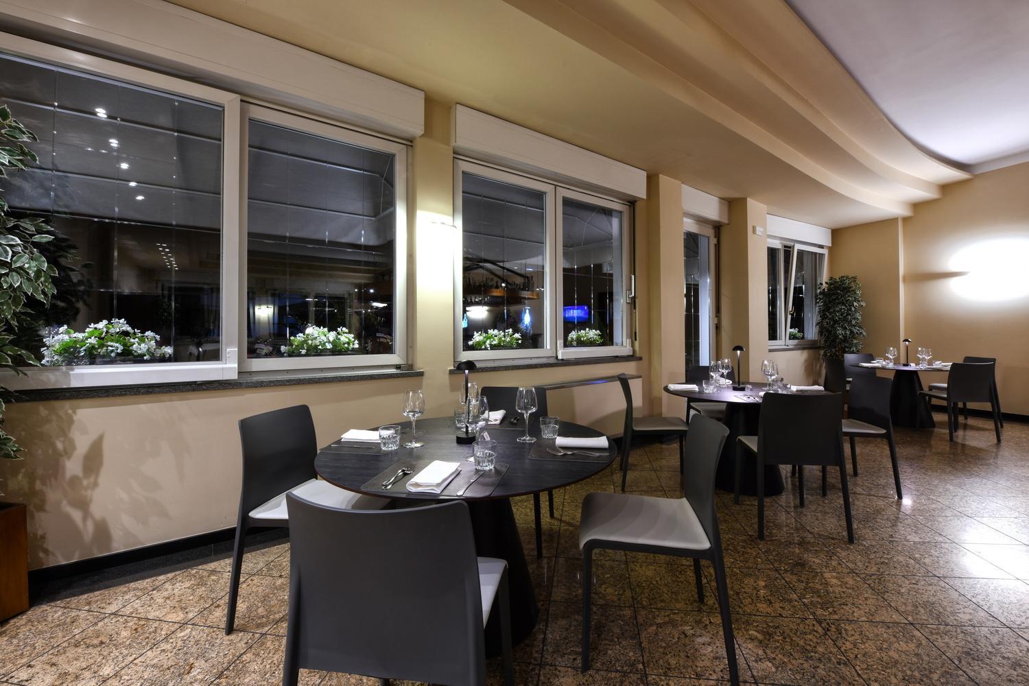Hotel Internazionale Domodossola Εξωτερικό φωτογραφία