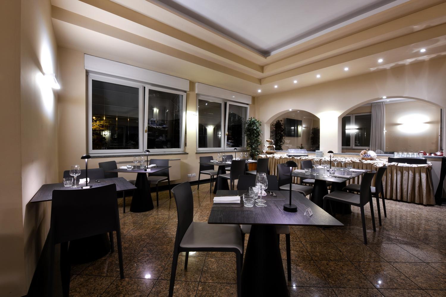 Hotel Internazionale Domodossola Εξωτερικό φωτογραφία