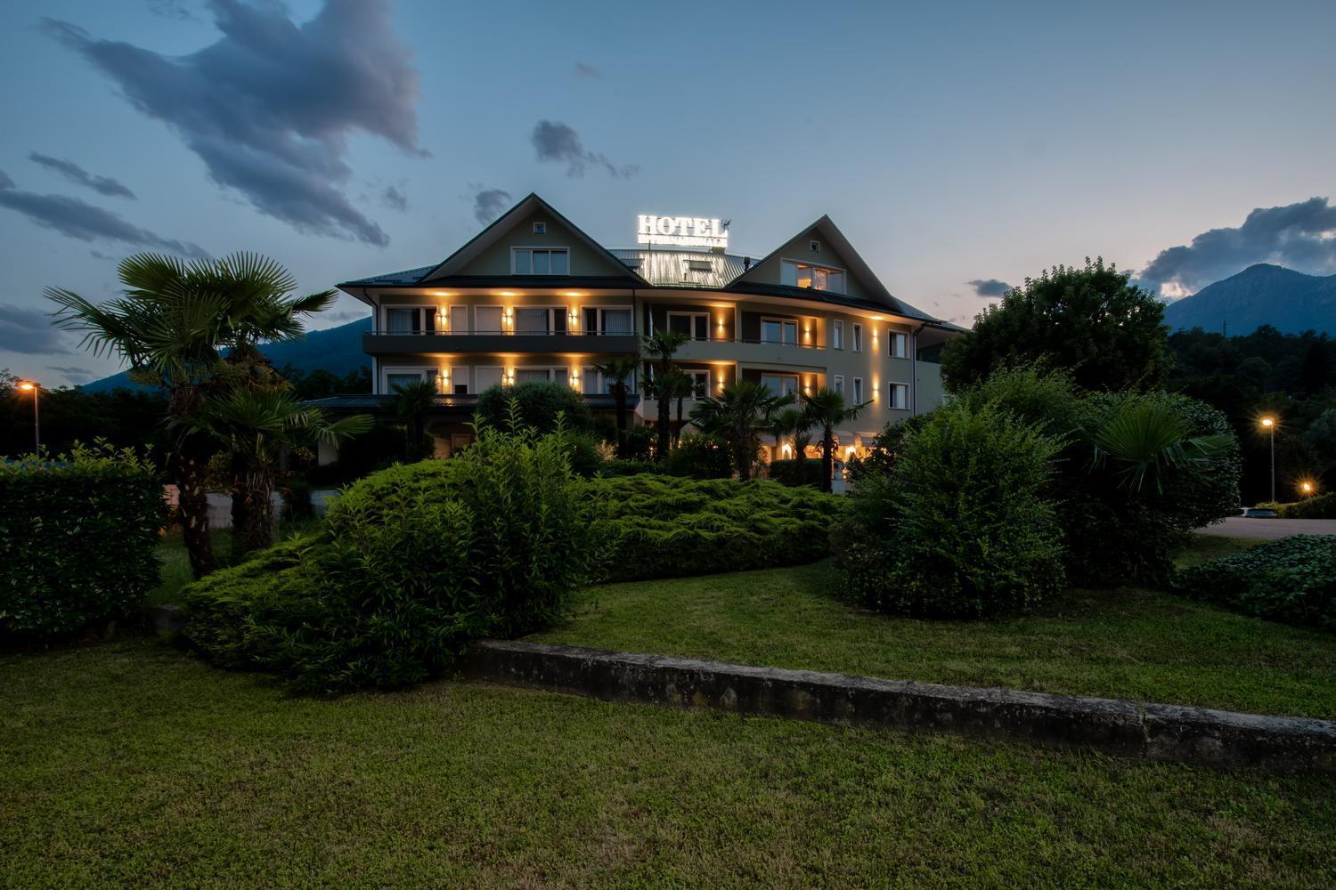 Hotel Internazionale Domodossola Εξωτερικό φωτογραφία